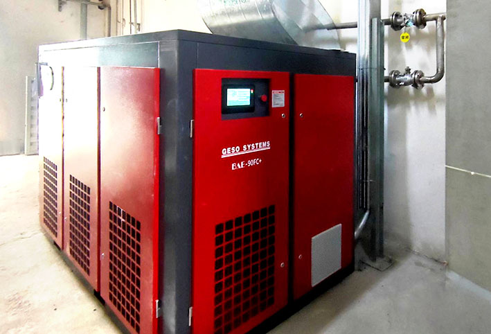 格素200立方制氮机及90KW变频空压机助力环保行业（BAE-90FC+/GSN200-99）